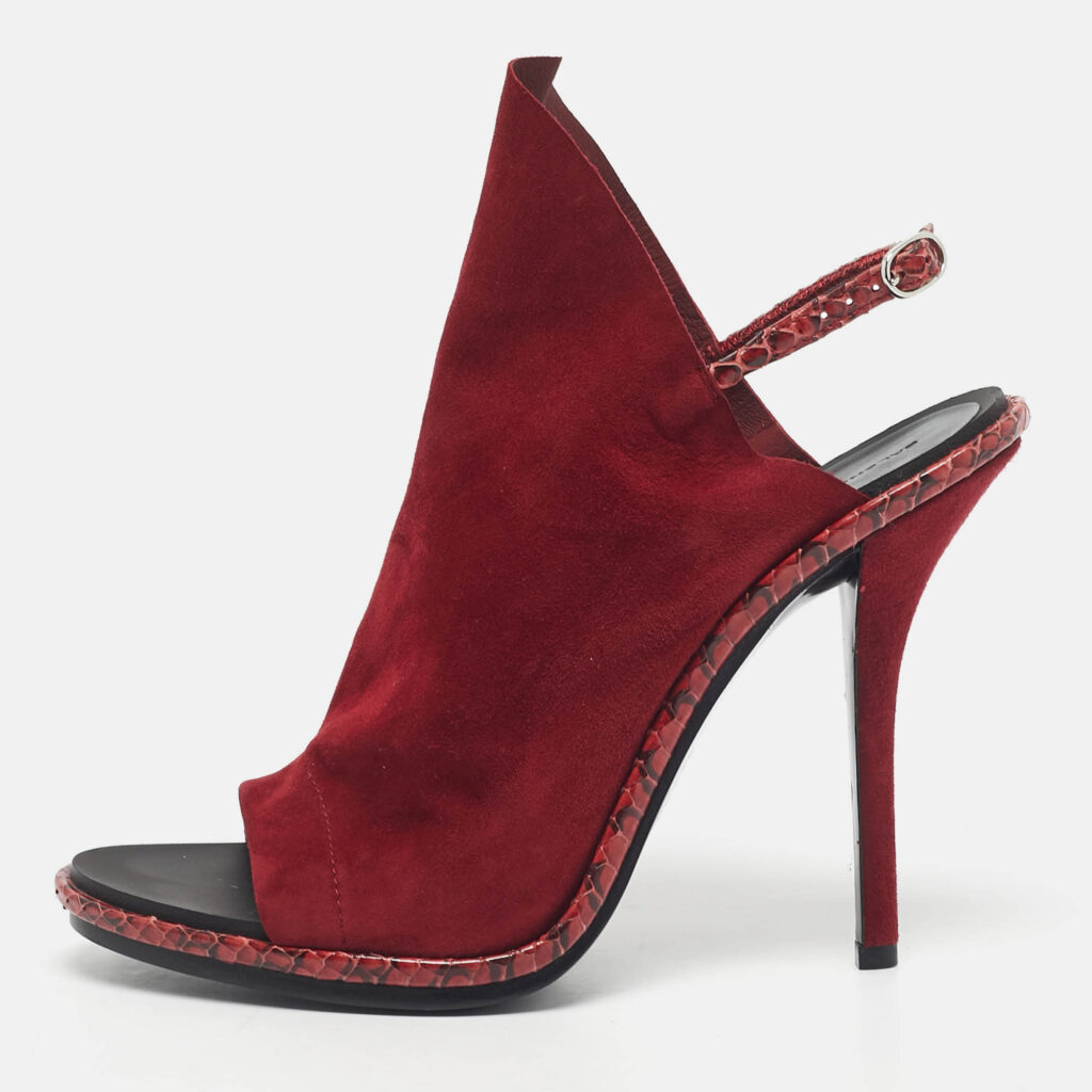 Balenciaga Red Suede and Python Open Toe Glove Slingback Sandals Size 39.5 Balenciaga Red Suede and Python Open Toe Glove Slingback Sandals Size 39.5