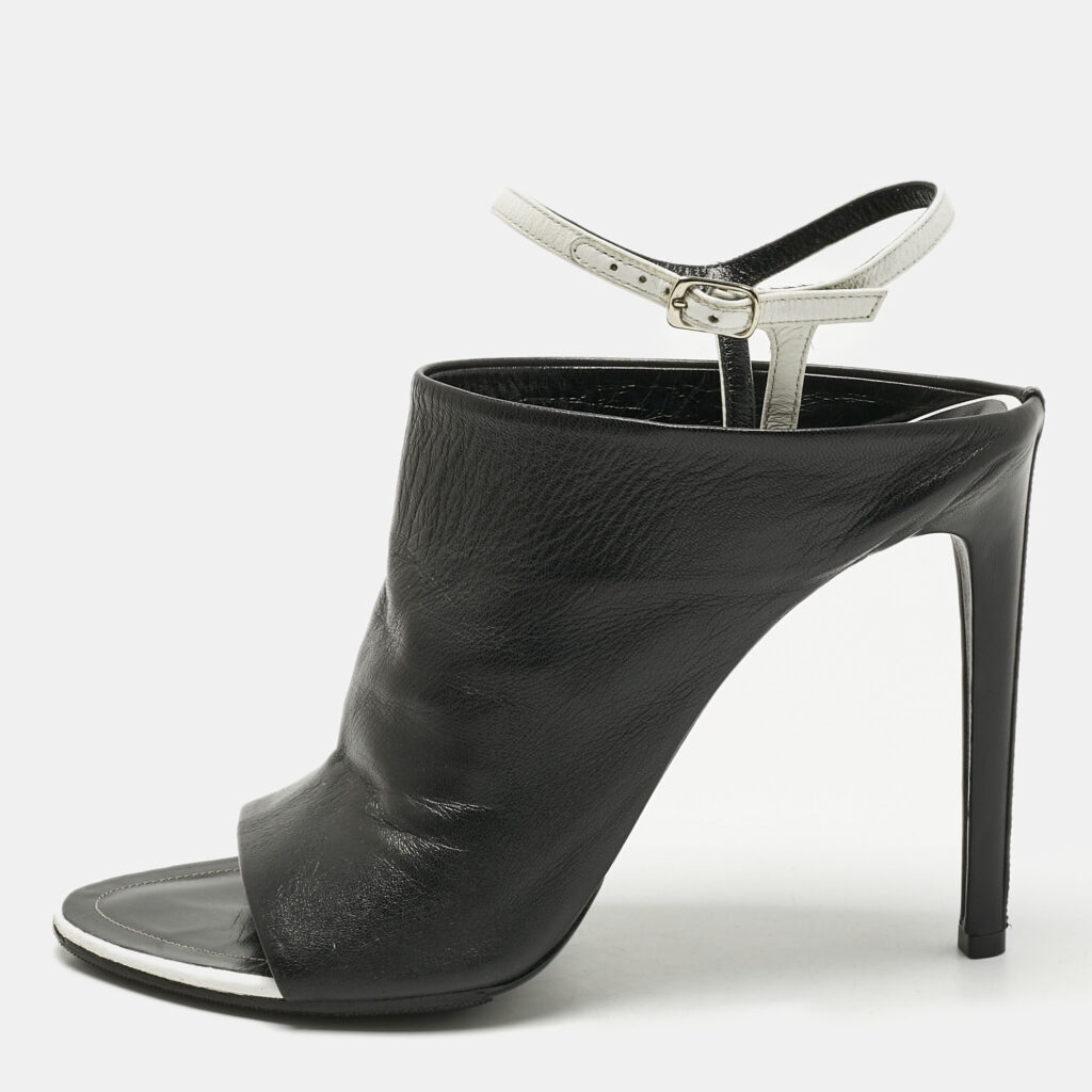 Balenciaga Black/White Leather Glove Ankle Strap Open Toe Mules Size 40.5 Balenciaga Black/White Leather Glove Ankle Strap Open Toe Mules Size 40.5