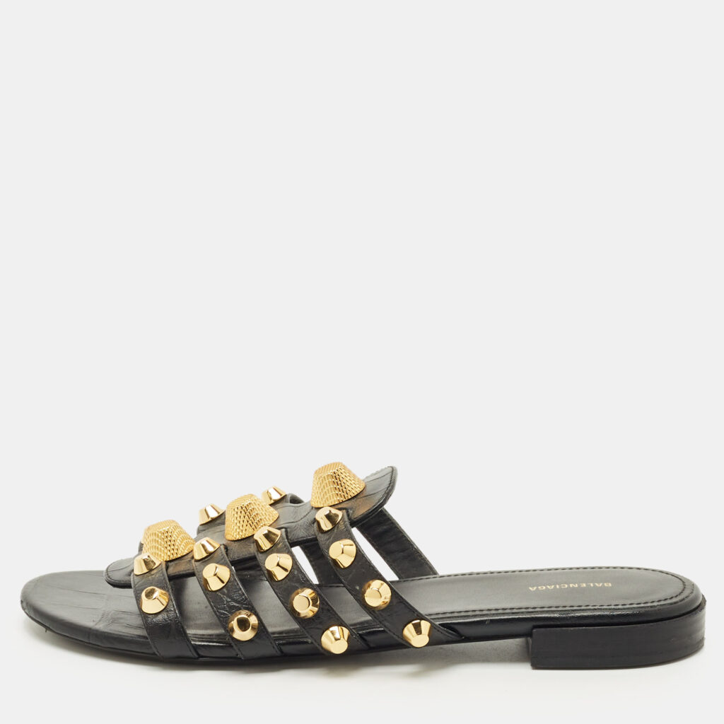 Balenciaga Black Leather Studded Arena Flat Slides Size 38 Balenciaga Black Leather Studded Arena Flat Slides Size 38