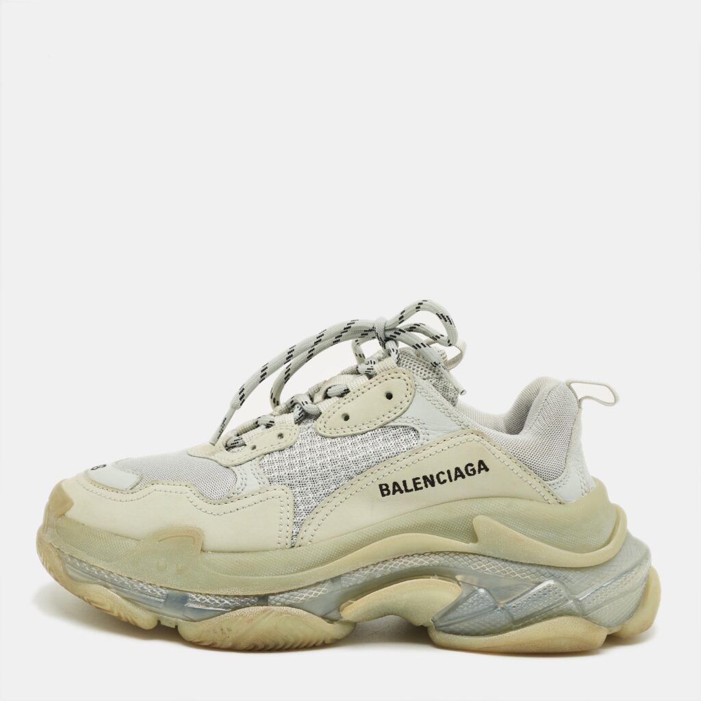 Balenciaga Pastel Blue Faux Leather and Mesh Triple S Clear Sole Sneakers Size 38 Balenciaga Pastel Blue Faux Leather and Mesh Triple S Clear Sole Sneakers Size 38