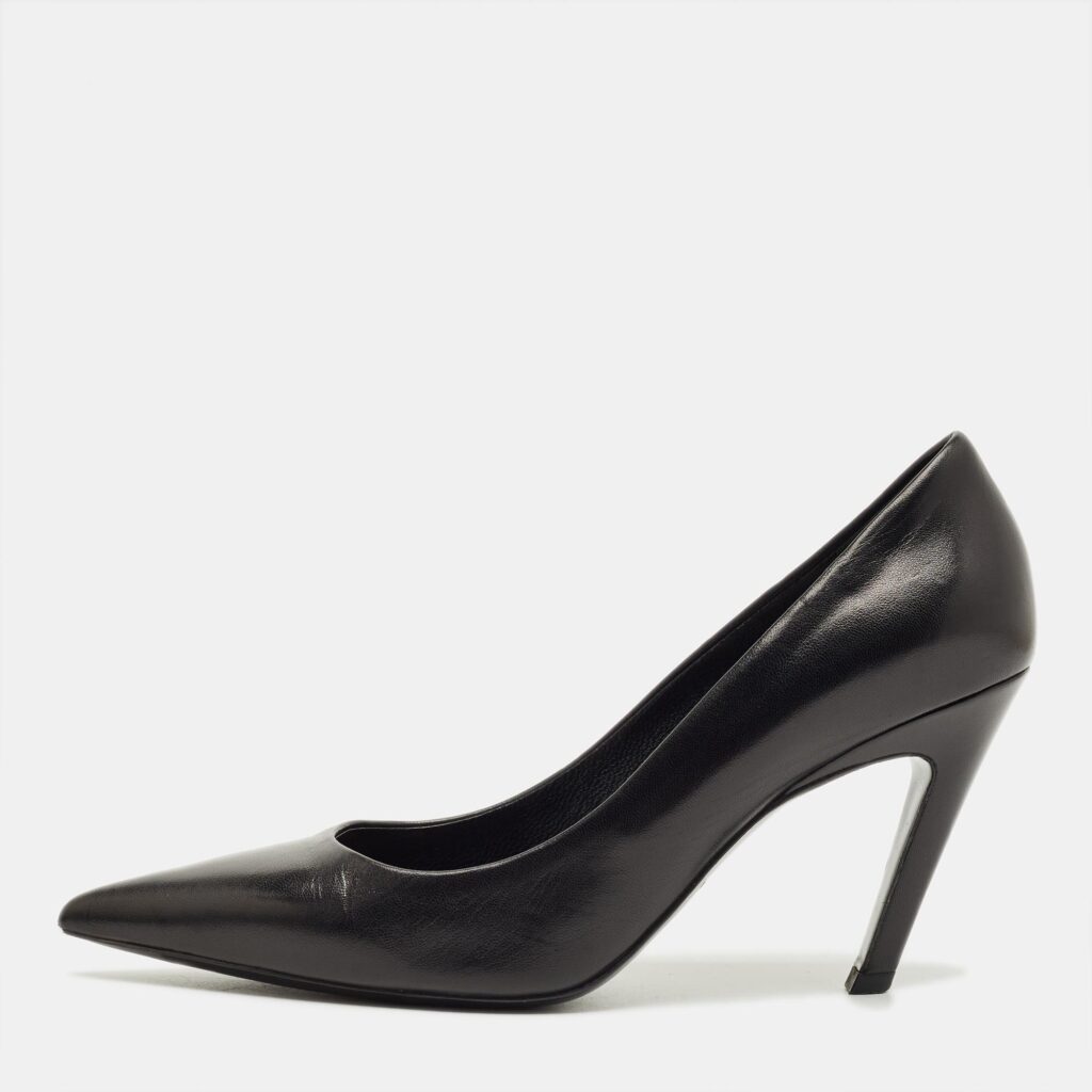 Balenciaga Black Leather Knife Pumps Size 38