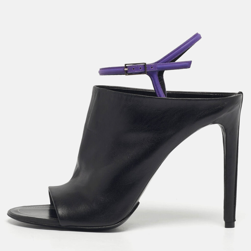 Balenciaga Black Leather Glove Ankle Boots Size 41 Balenciaga Black Leather Glove Ankle Boots Size 41