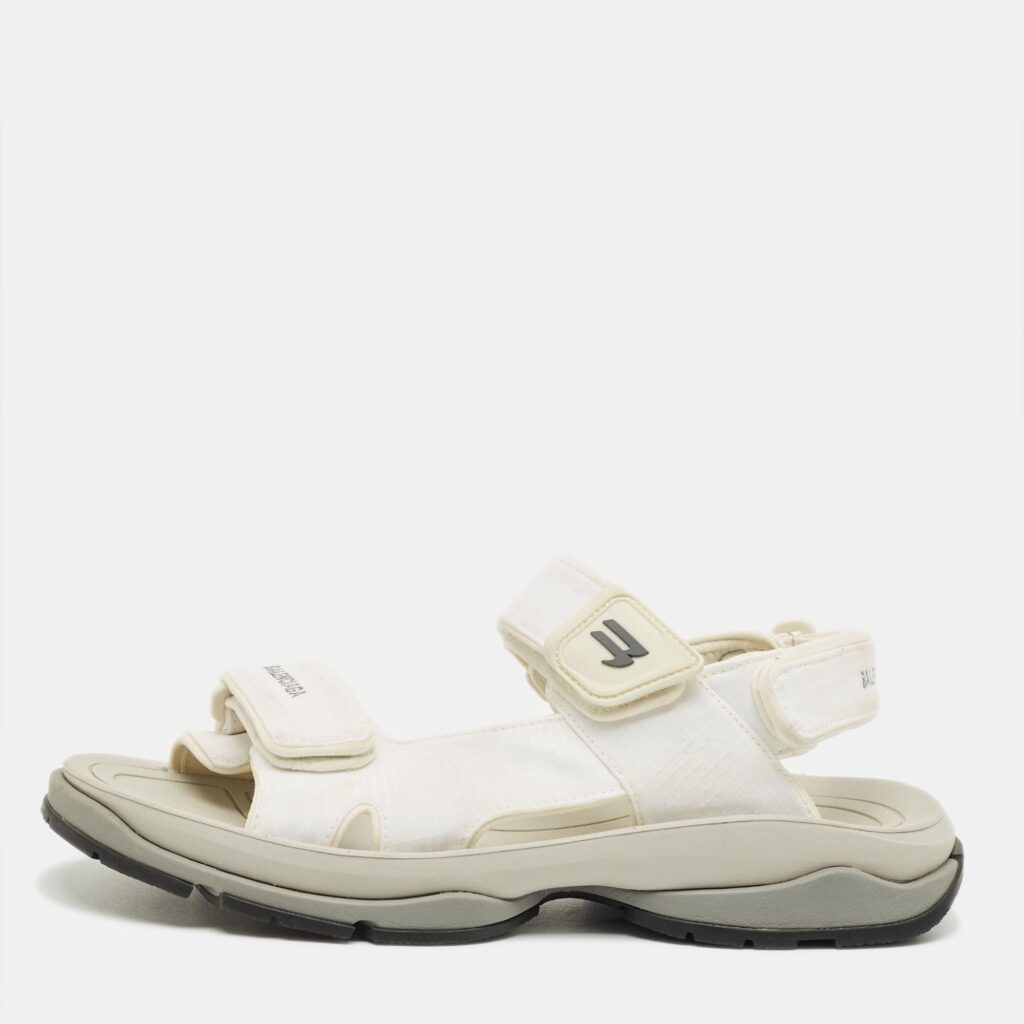 Balenciaga White Fabric Touristic Flat Sandals Size 41 Balenciaga White Fabric Touristic Flat Sandals Size 41