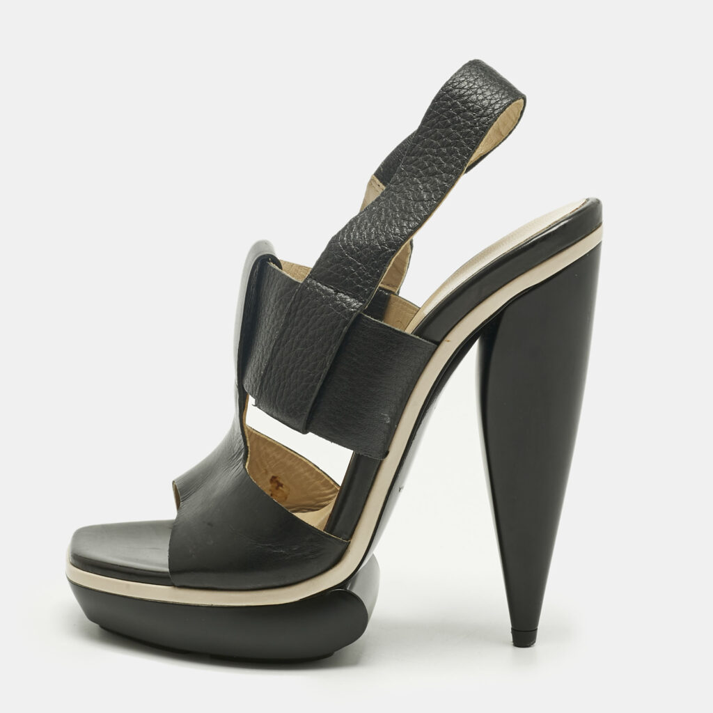 Balenciaga Black Leather Platform Sandals Size 36.5 Balenciaga Black Leather Platform Sandals Size 36.5