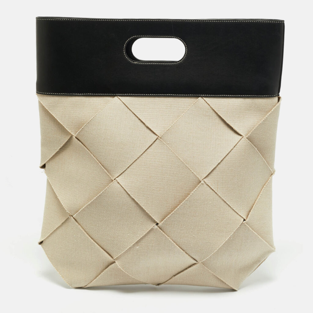 Bottega Veneta Beige/Black Intrecciato Canvas and Leather Slip Tote Bottega Veneta Beige/Black Intrecciato Canvas and Leather Slip Tote
