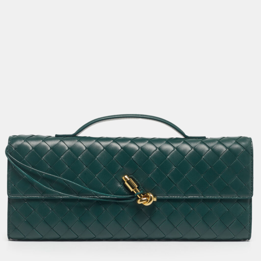 Bottega Veneta Green Intrecciato Leather Medium Andiamo Clutch Bottega Veneta Green Intrecciato Leather Medium Andiamo Clutch