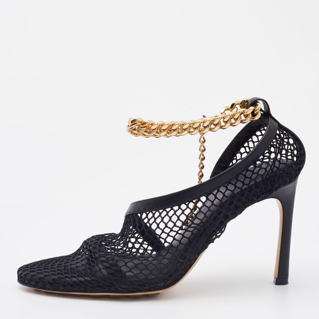 luxury-women-bottega-veneta-new-shoes-p734282-009-1.jpg Bottega Veneta Black Stretch Mesh and Leather D'orsay Pumps Size 37