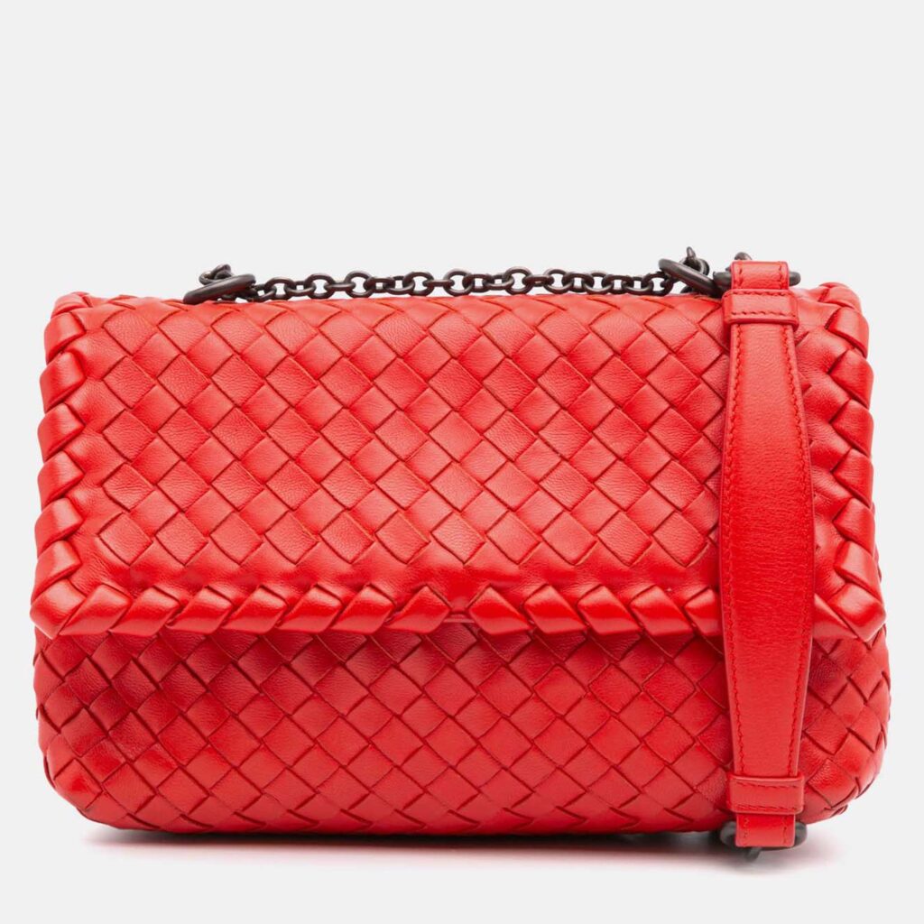 Bottega Veneta Red Baby Nappa Intrecciato Olimpia Crossbody Bottega Veneta Red Baby Nappa Intrecciato Olimpia Crossbody