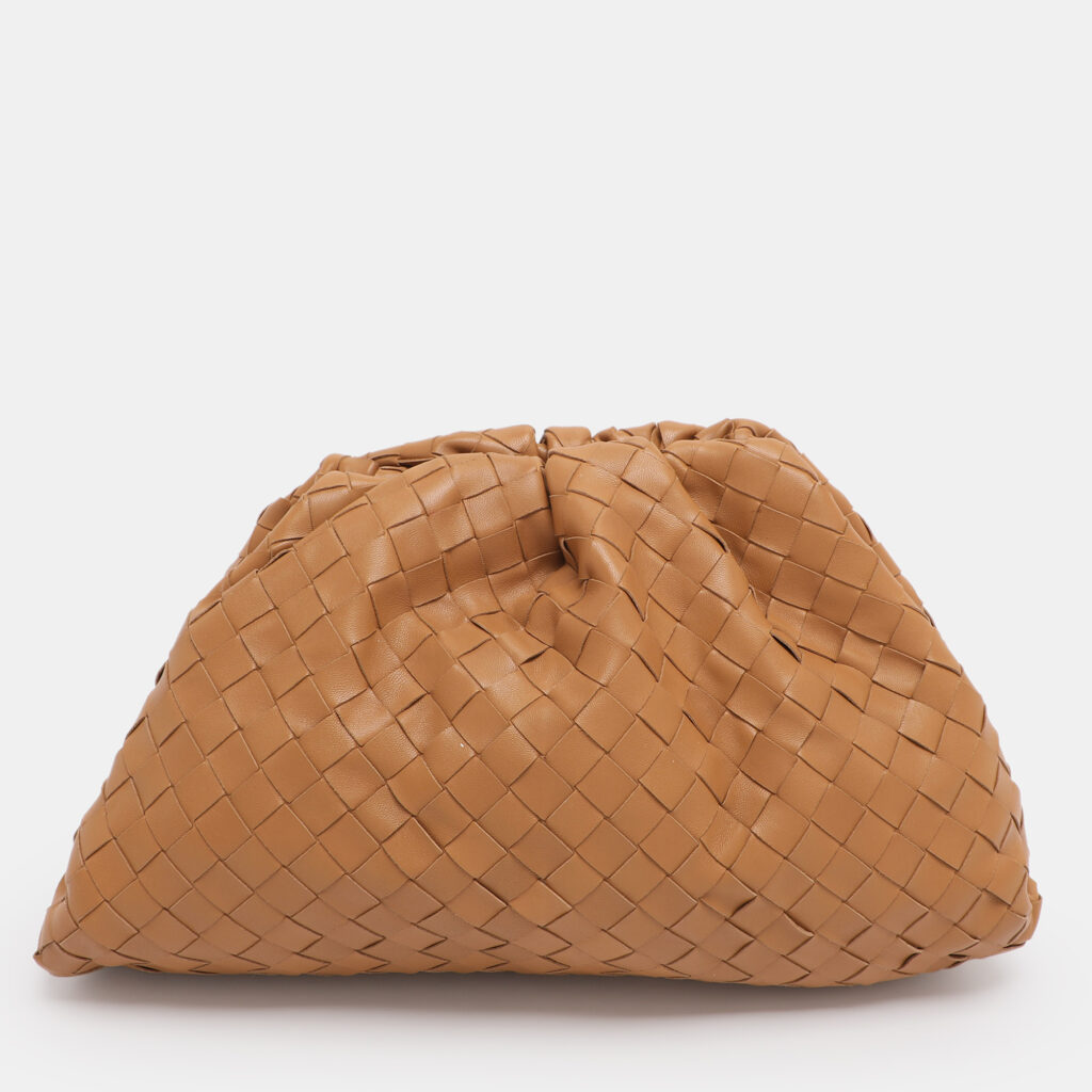 luxury-women-bottega-veneta-used-handbags-p1218124-001-1.jpg Bottega Veneta Brown Intrecciato Leather Large Pouch Clutch