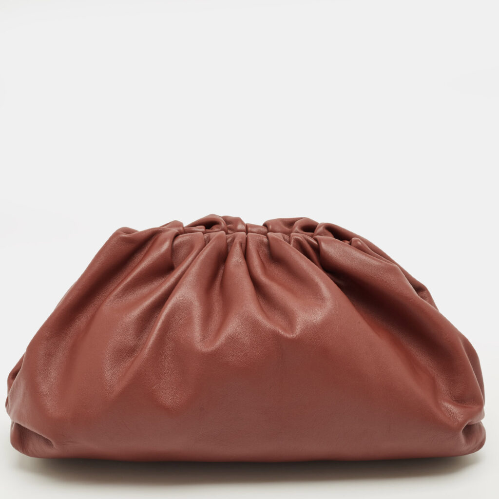 Bottega Veneta Brown Leather Classic The Pouch Clutch Bottega Veneta Brown Leather Classic The Pouch Clutch