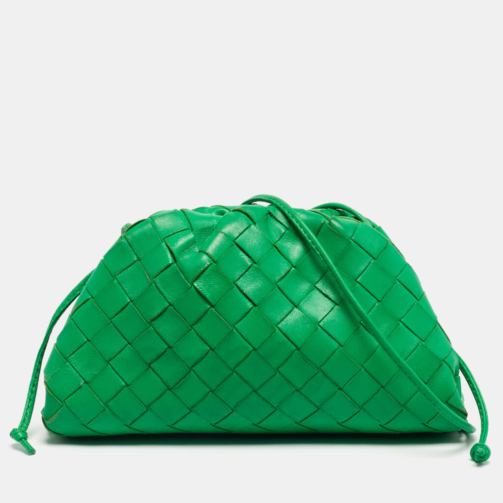 luxury-women-bottega-veneta-used-handbags-p1242811-001.jpg Bottega Veneta Green Intrecciato Leather Mini The Pouch Bag