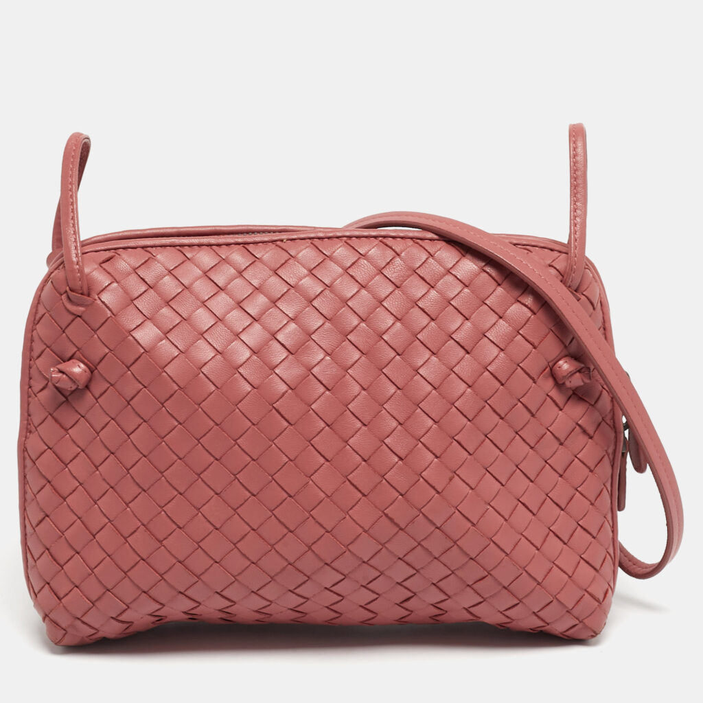 luxury-women-bottega-veneta-used-handbags-p1242815-004.jpg Bottega Veneta Old Rose Intrecciato Leather Nodini Shoulder Bag