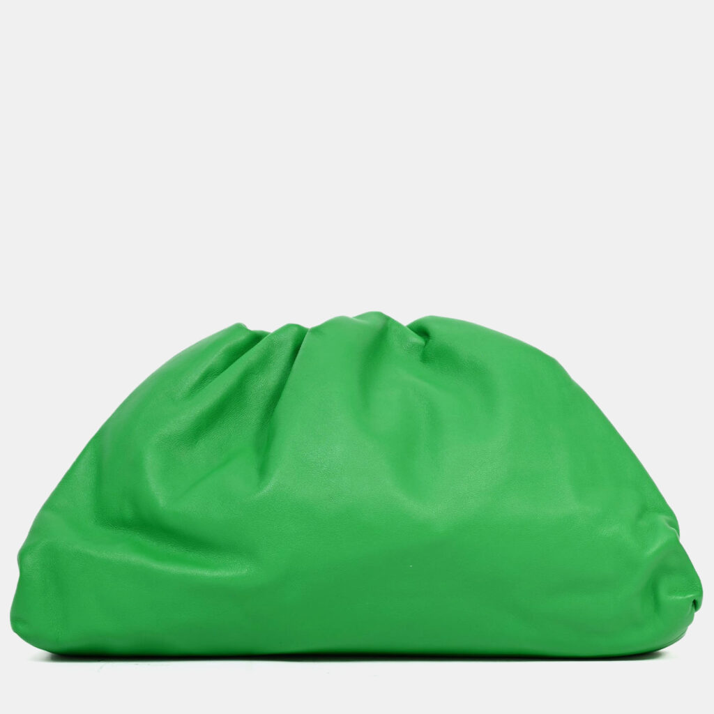 Bottega Veneta Emerald Green Leather Large Classic Pouch Bottega Veneta Emerald Green Leather Large Classic Pouch