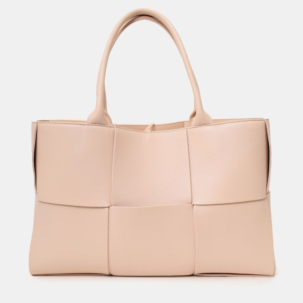Bottega Veneta Light Pink Leather Medium Arco Tote Bag Bottega Veneta Light Pink Leather Medium Arco Tote Bag