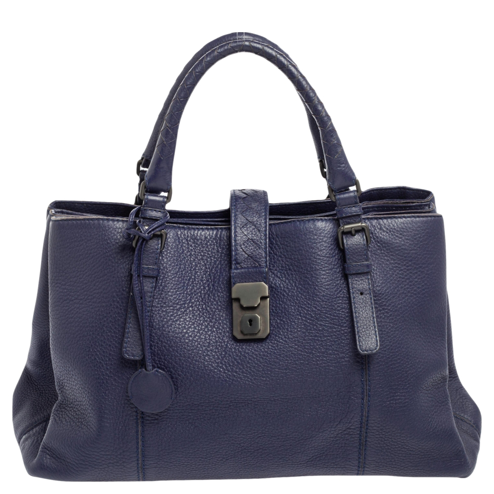 luxury-women-bottega-veneta-used-handbags-p596387-003.jpg Bottega Veneta Blue Cervo Leather Medium Roma Tote