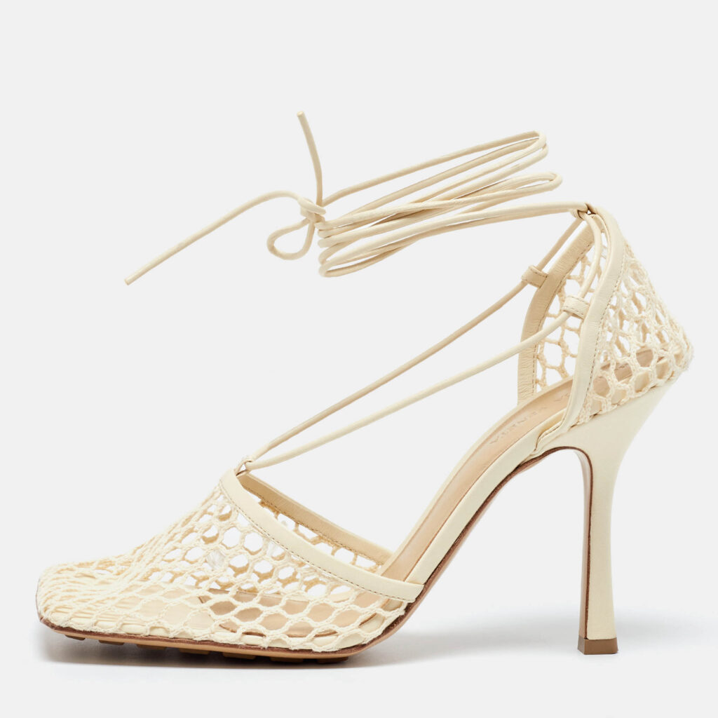 Bottega Veneta Cream Leather and Stretch Mesh Wrap Around Pumps Size 41 Bottega Veneta Cream Leather and Stretch Mesh Wrap Around Pumps Size 41