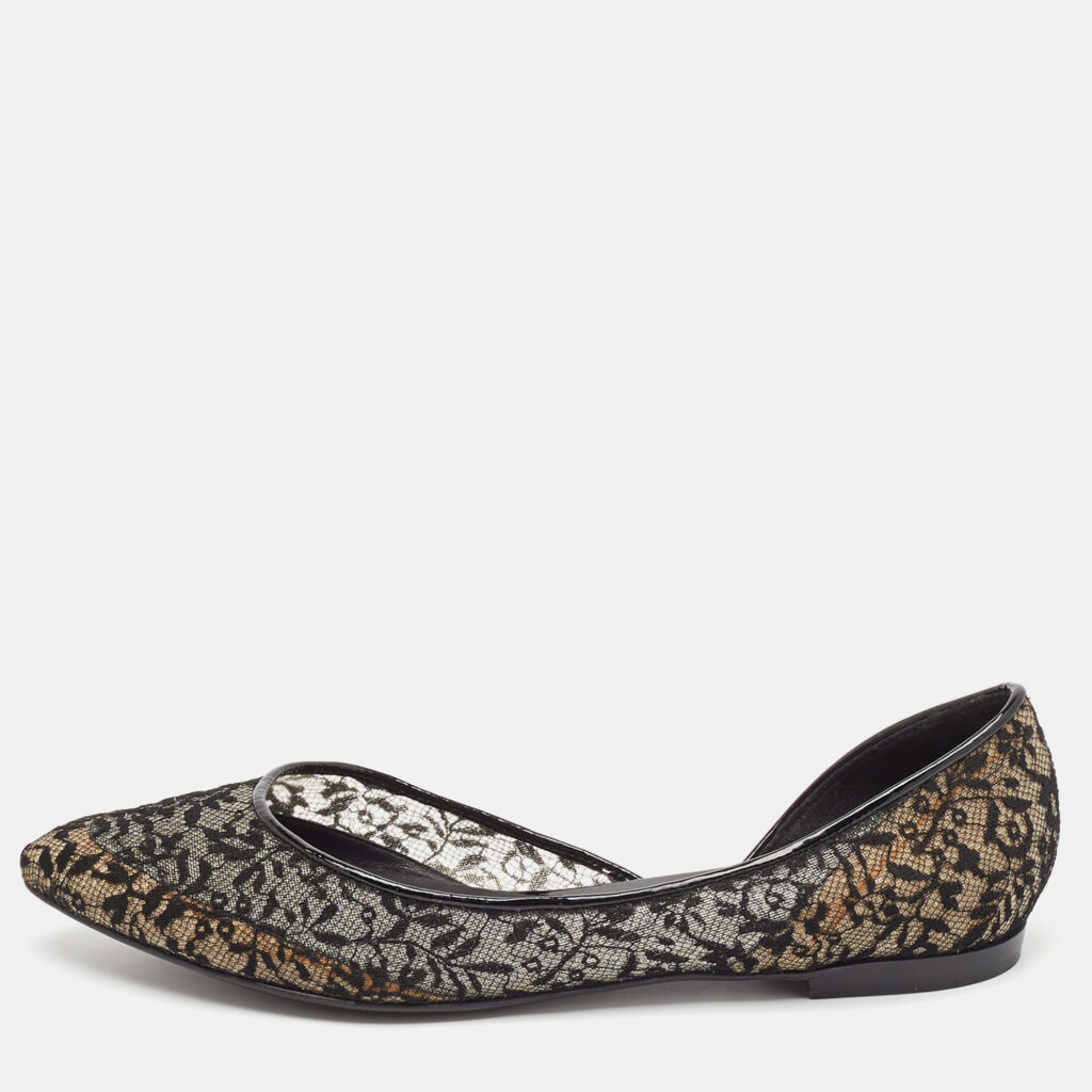 Bottega Veneta Black Lace and Patent Leather Ballet Flats Size 36.5 Bottega Veneta Black Lace and Patent Leather Ballet Flats Size 36.5