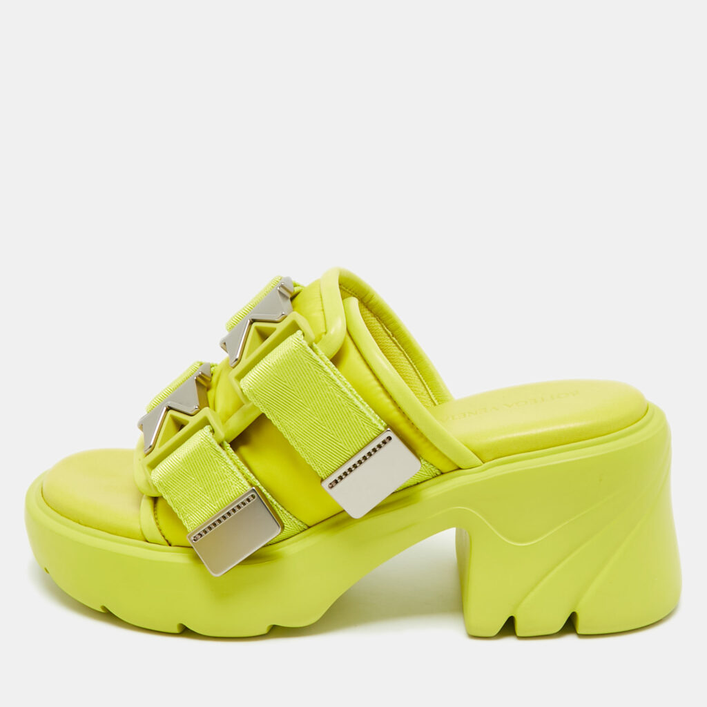 Bottega Veneta Neon Yellow Nylon and Leather Flash Platform Slide Sandals Size 39 Bottega Veneta Neon Yellow Nylon and Leather Flash Platform Slide Sandals Size 39