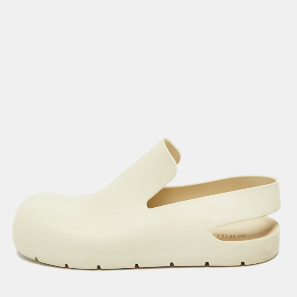 Bottega Veneta Cream Rubber Puddle Slingbacks Sandals Size 38 Bottega Veneta Cream Rubber Puddle Slingbacks Sandals Size 38