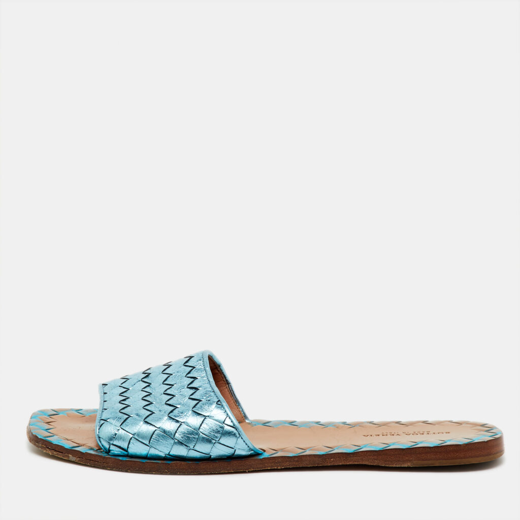 Bottega Veneta Metallic Blue Intrecciato Leather Flat Slides Size 37 Bottega Veneta Metallic Blue Intrecciato Leather Flat Slides Size 37