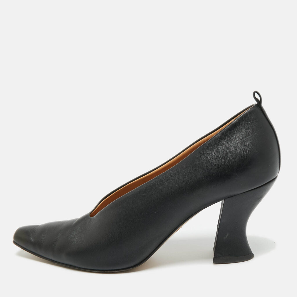 Bottega Veneta Black Leather Block Heel Pumps Size 39.5 Bottega Veneta Black Leather Block Heel Pumps Size 39.5
