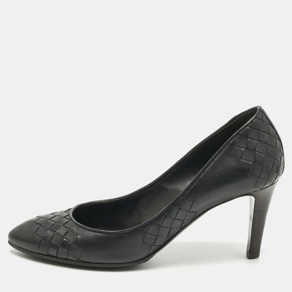 Bottega Veneta Black Leather Veneta Pumps Size 36.5