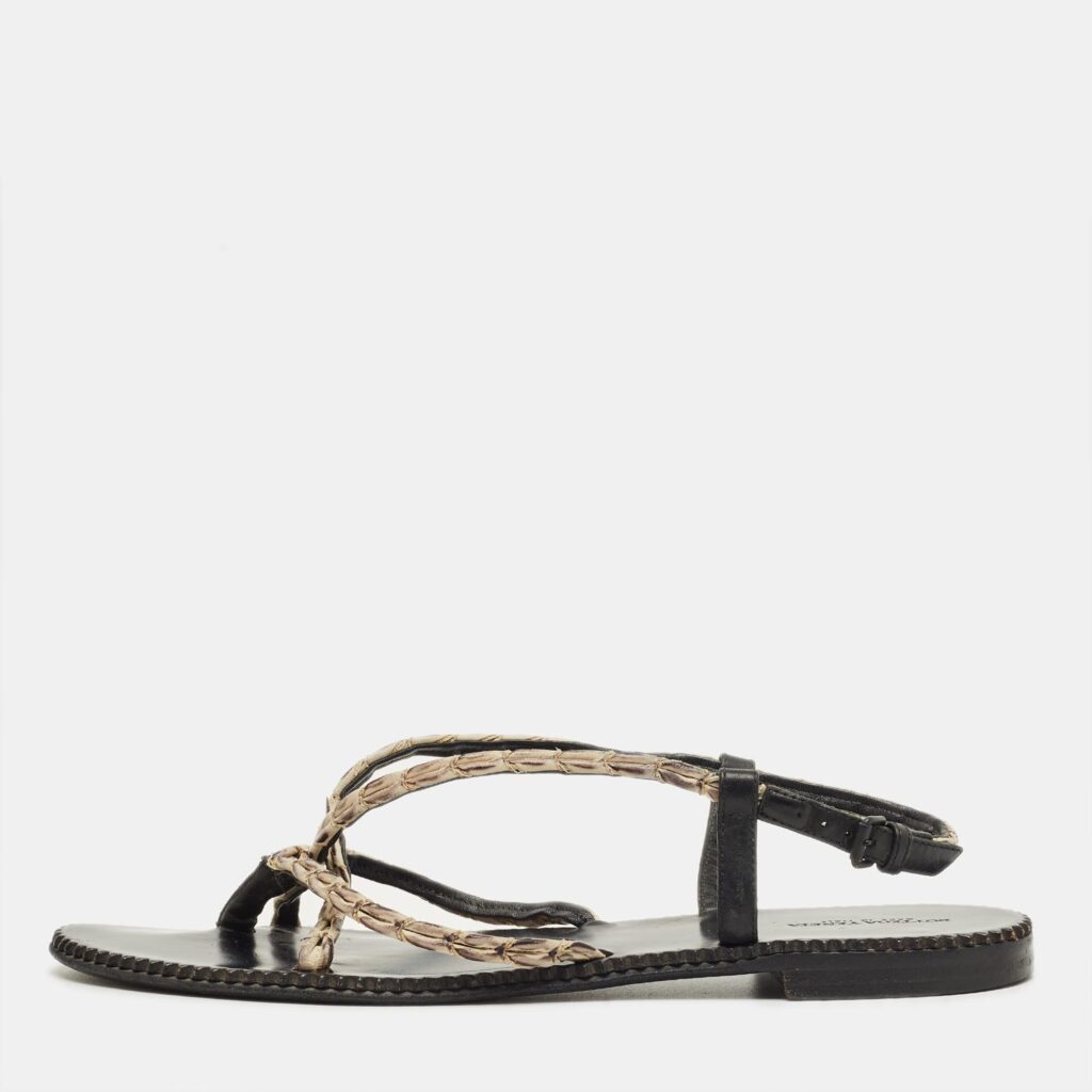 Bottega Veneta White/Black Leather Strappy Thong Sandals Size 41