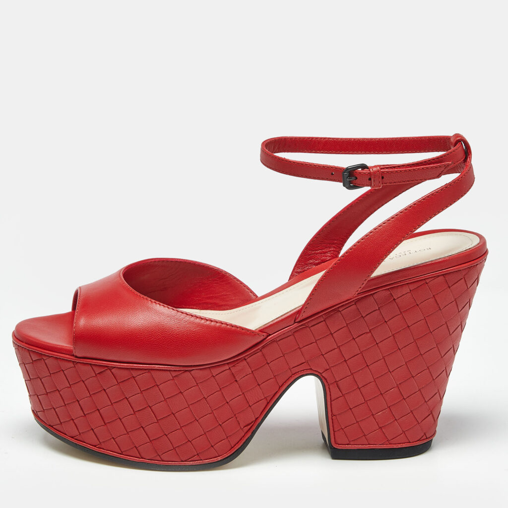 Bottega Veneta Red Leather Intrecciato Platform Sandals Size 39 Bottega Veneta Red Leather Intrecciato Platform Sandals Size 39