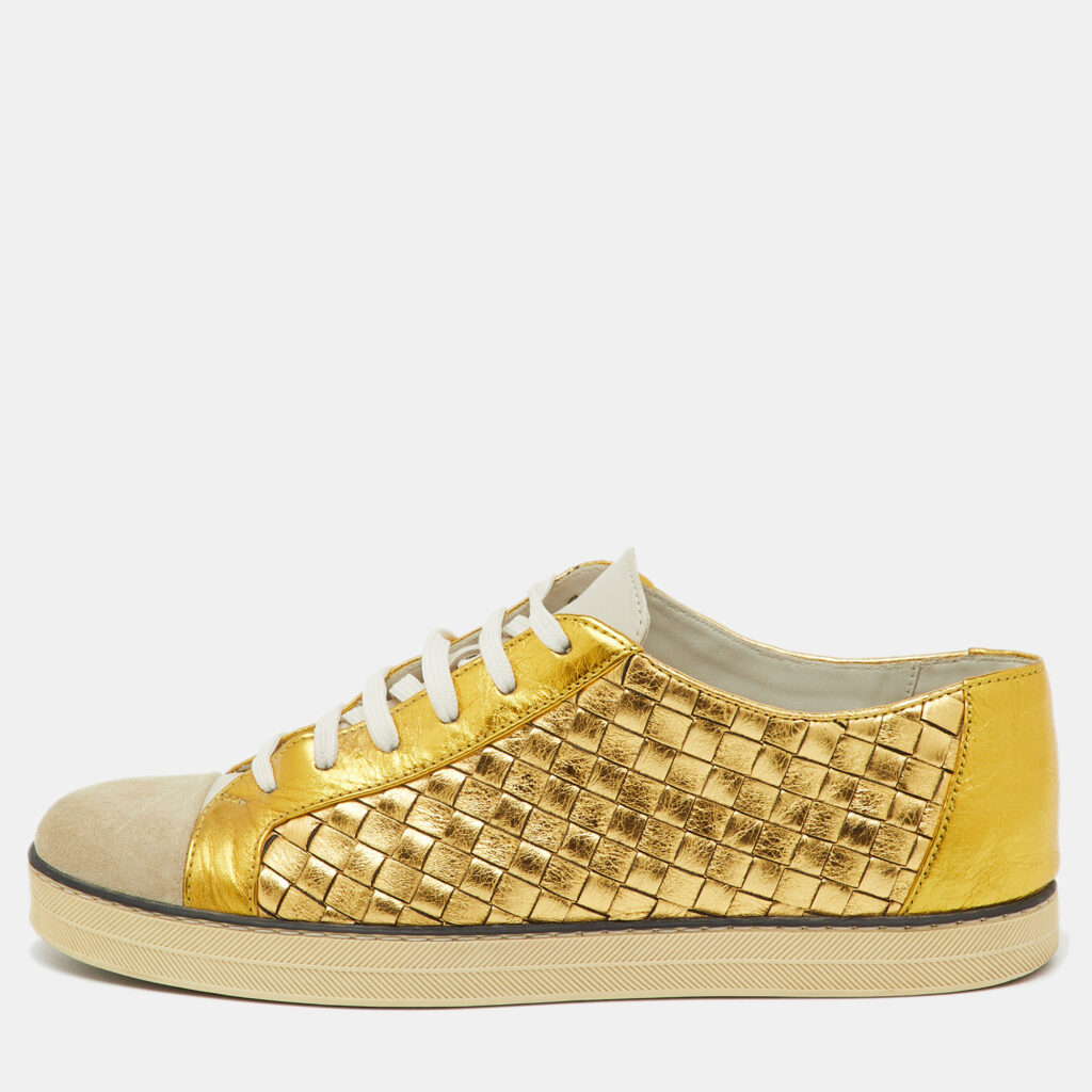 Bottega Veneta Gold/White Intrecciato Leather and Suede Low Top Sneakers Size 38 Bottega Veneta Gold/White Intrecciato Leather and Suede Low Top Sneakers Size 38