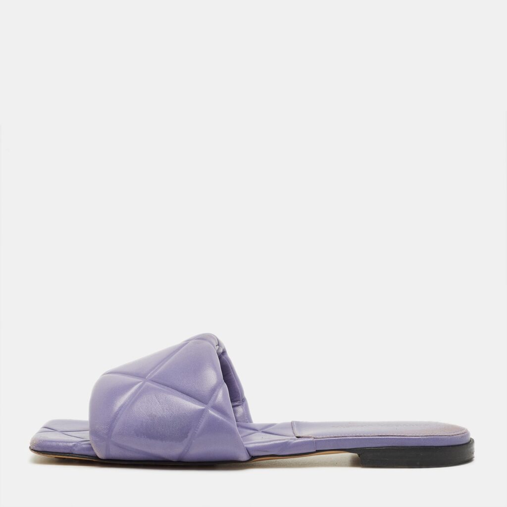 Bottega Veneta Purple Quilted Leather Lido Flat Slides Size 38.5 Bottega Veneta Purple Quilted Leather Lido Flat Slides Size 38.5