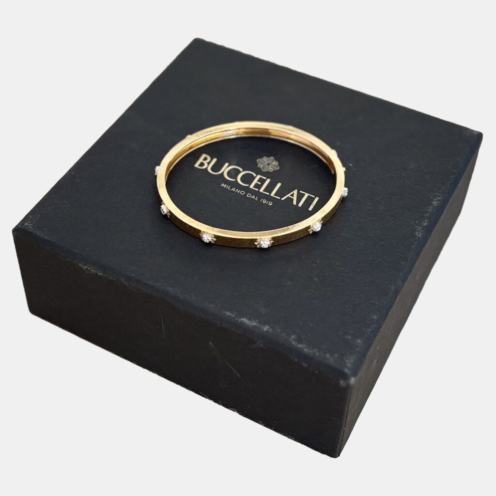 luxury-women-buccellati-used-fine-jewelry-p1249094-001.jpg Buccellati Macri Classica Bracelet Yellow Gold Brushed Finish 10 Diamonds 5 mm Size 17