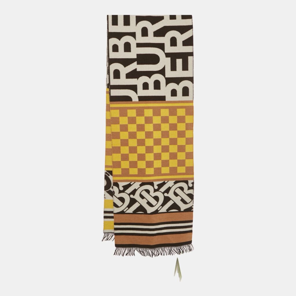 Burberry Yellow/Brown Wool Text Checkerboard Football Scarf Burberry Yellow/Brown Wool Text Checkerboard Football Scarf