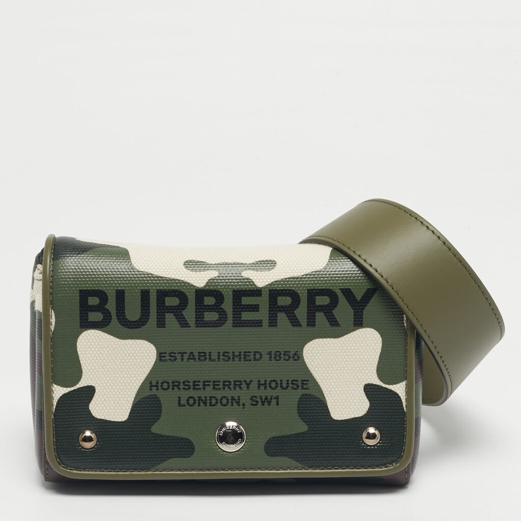 Burberry Green Camo Print Coated Canvas and Leather Hackberry Crossbody Bag Burberry Green Camo Print Coated Canvas and Leather Hackberry Crossbody Bag
