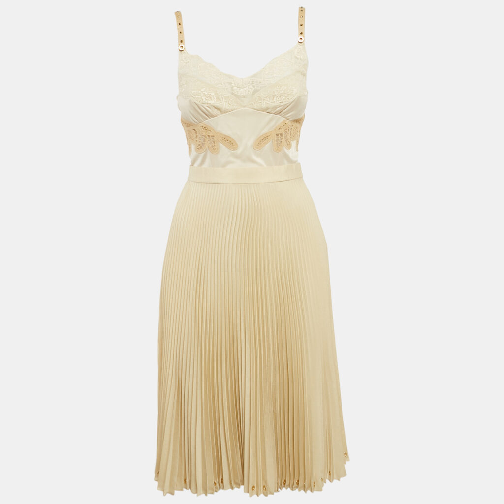 Burberry Beige Lace and Crepe Pleated Stud Detail Short Slip Dress S Burberry Beige Lace and Crepe Pleated Stud Detail Short Slip Dress S