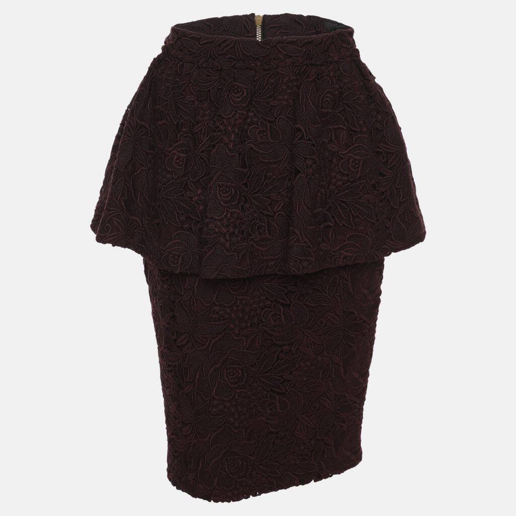 Burberry Burgundy Lace Pencil Skirt S Burberry Burgundy Lace Pencil Skirt S