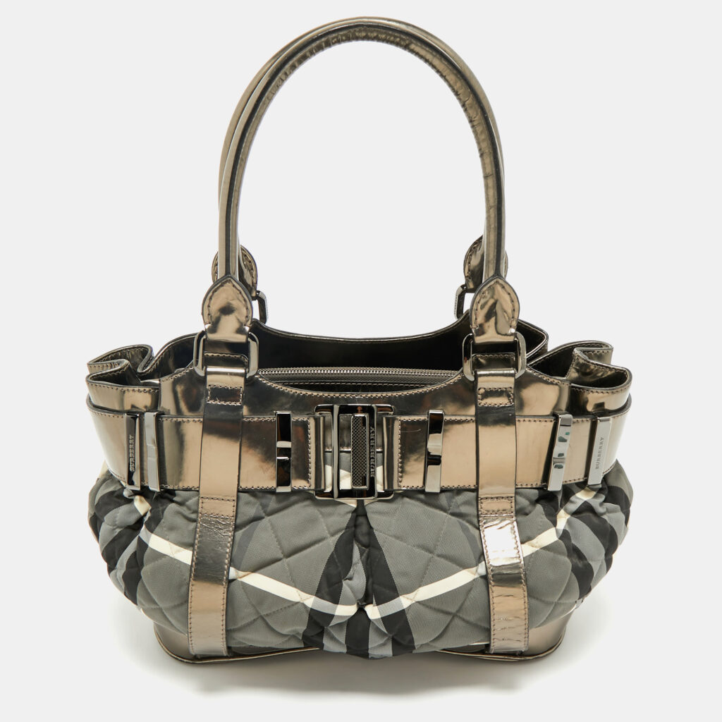 Burberry Black/Grey Beat Check Nylon and Patent Leather Small Healy Tote Burberry Black/Grey Beat Check Nylon and Patent Leather Small Healy Tote