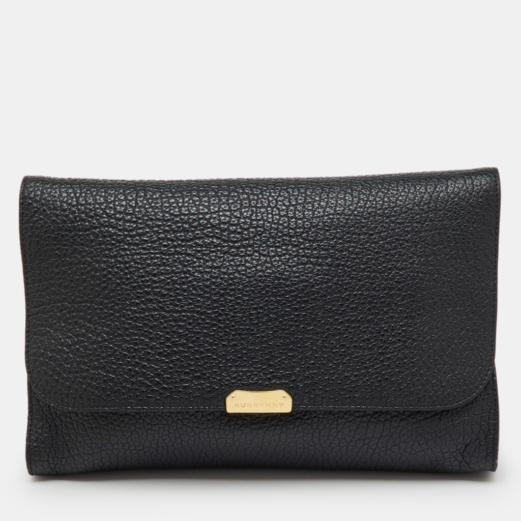 Burberry Black Leather Mildenhall Oversized Flap Clutch Burberry Black Leather Mildenhall Oversized Flap Clutch