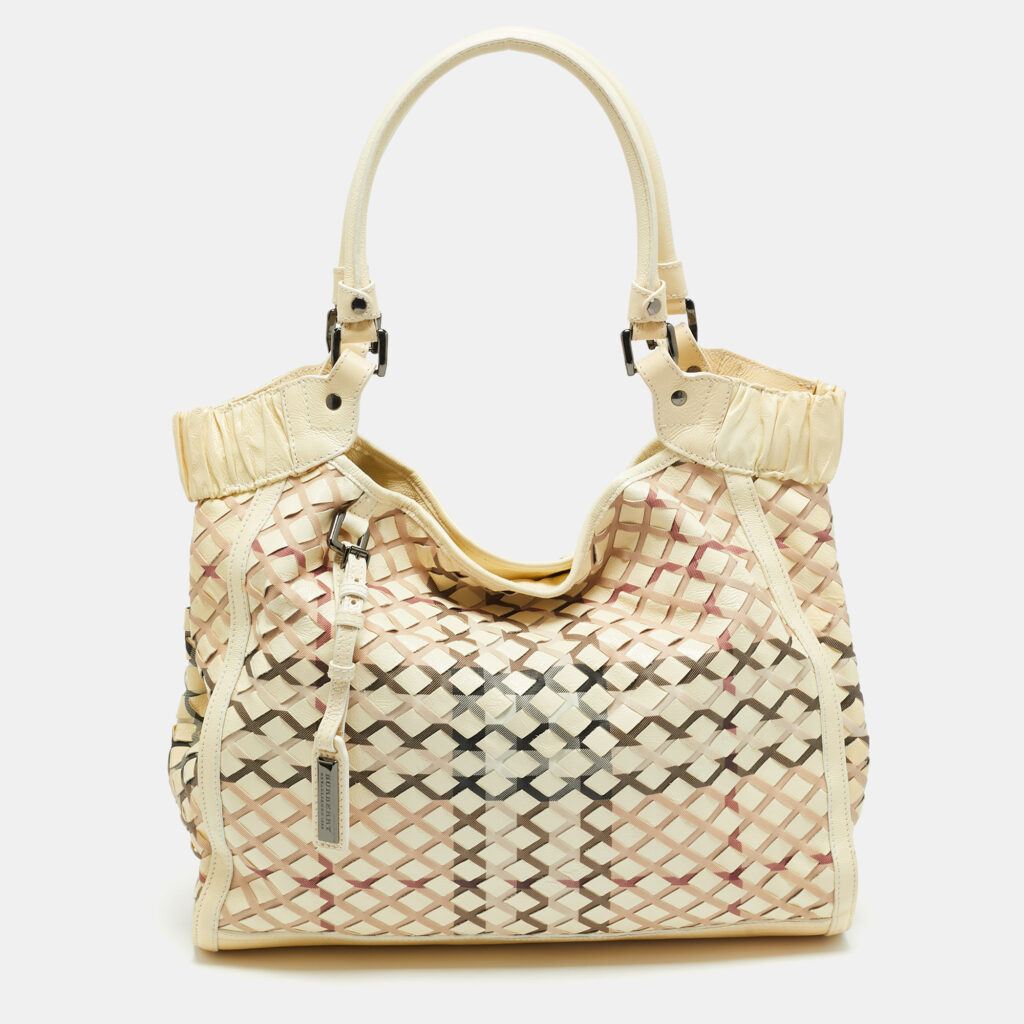 Burberry Cream/Beige Woven Nova Check PVC and Patent Leather Tote Burberry Cream/Beige Woven Nova Check PVC and Patent Leather Tote