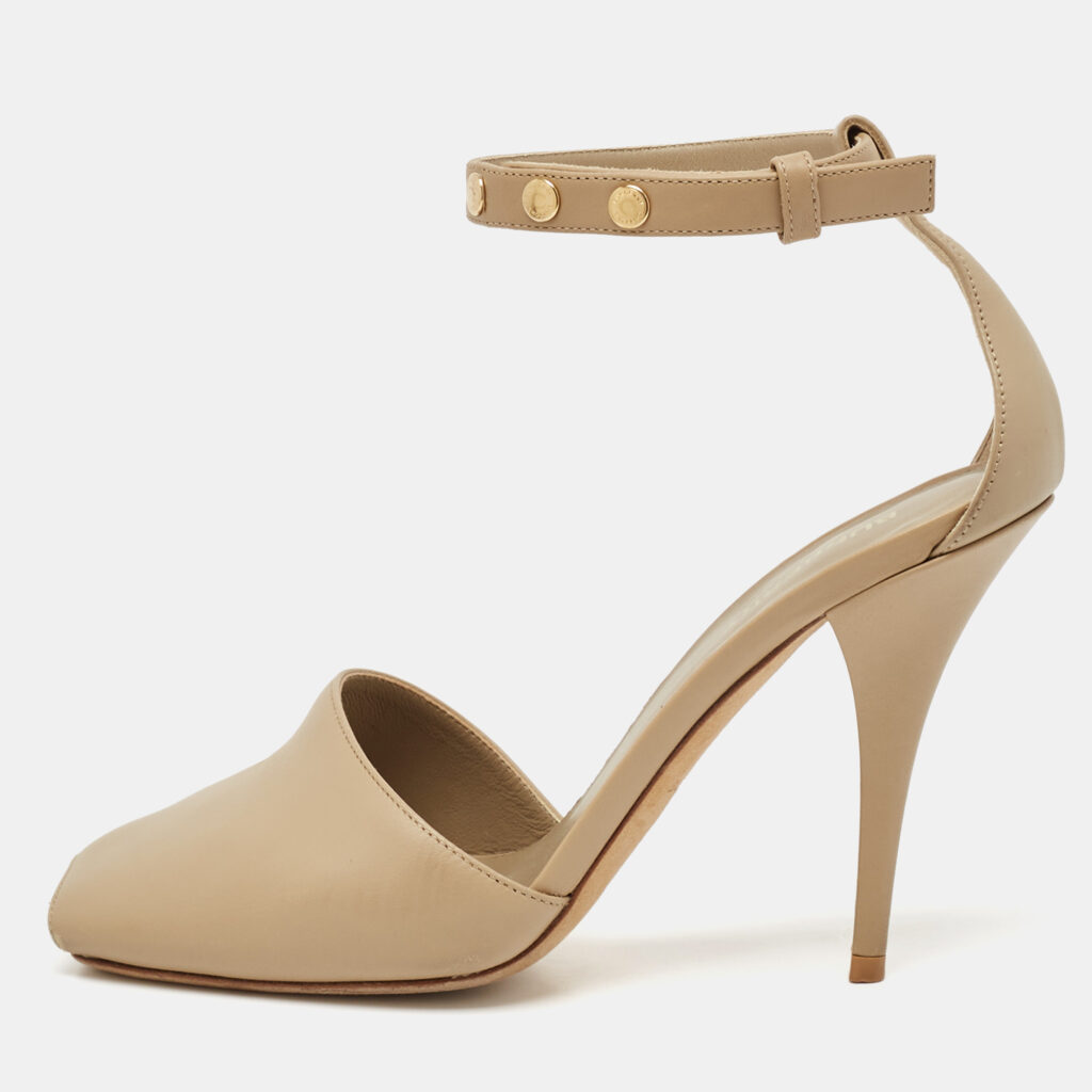 Burberry Beige Leather Ankle Strap Pumps Size 38 Burberry Beige Leather Ankle Strap Pumps Size 38