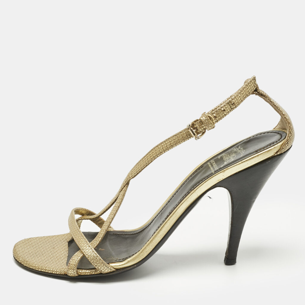 luxury-women-burberry-used-shoes-p1213293-001.jpg Burberry Gold Textured Leather Criss Cross Ankle Strap Sandals Size 37