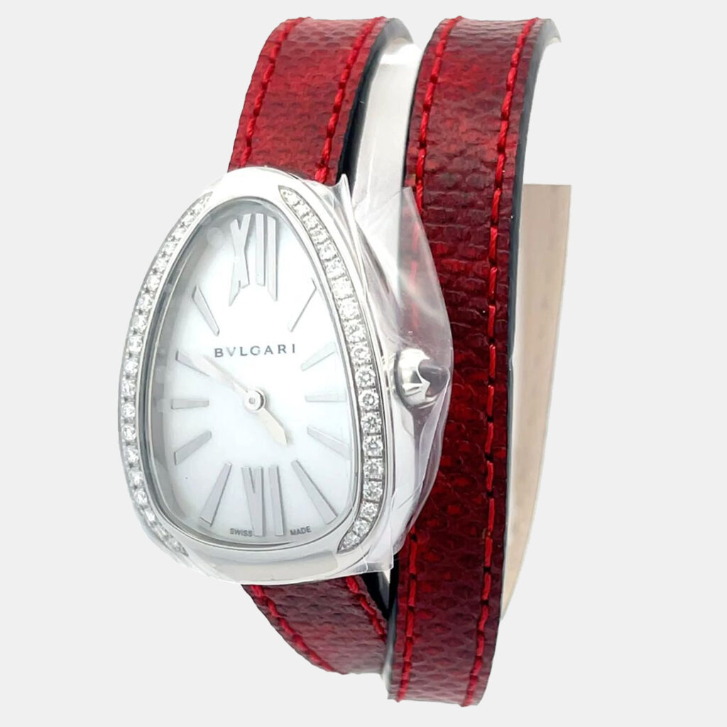 Bvlgari Serpenti 102920 Quartz Mother of Pearl Stainless Steel Women’s Wristwatch 27 mm Bvlgari Serpenti 102920 Quartz Mother of Pearl Stainless Steel Women’s Wristwatch 27 mm