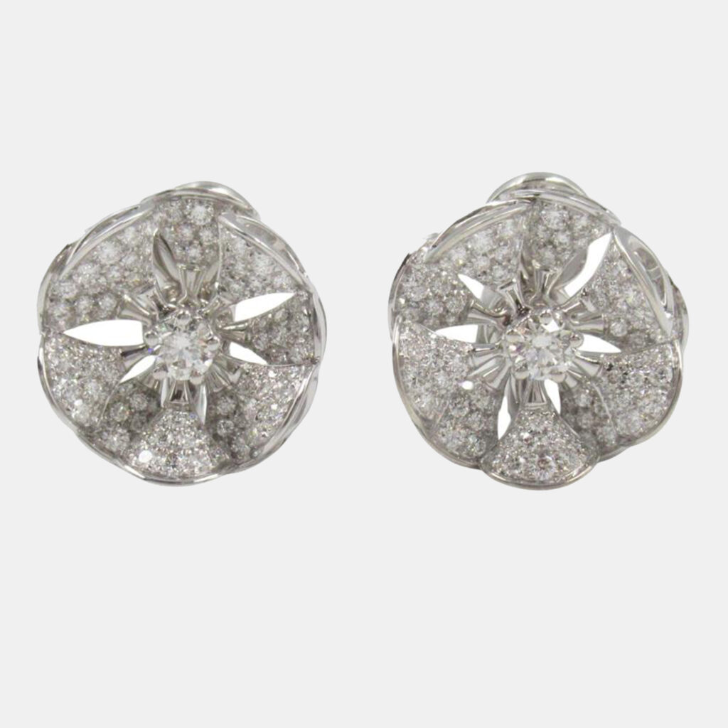 Bvlgari Divas' Dream Divissima 18K White Gold 1.05ctw Diamond Earrings Bvlgari Divas' Dream Divissima 18K White Gold 1.05ctw Diamond Earrings