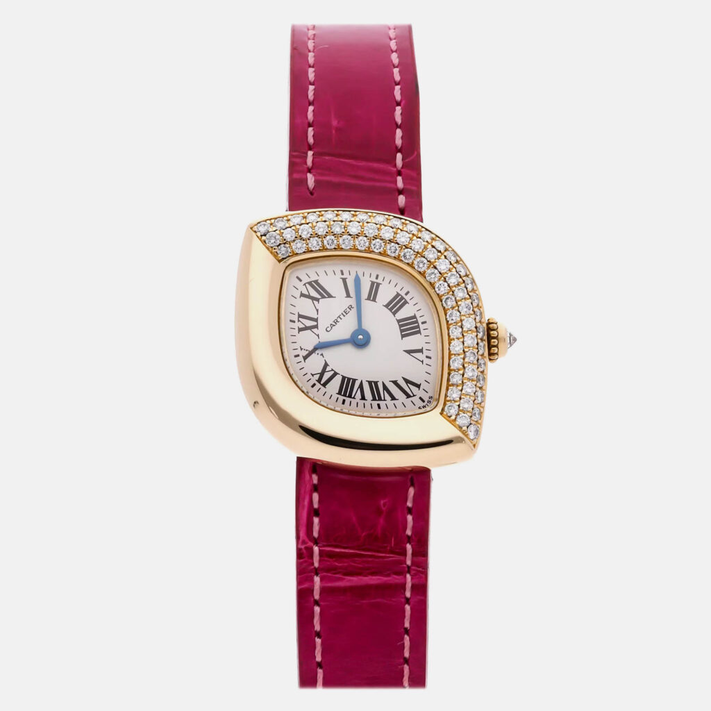 Cartier Navette WA601051 Quartz White 18k Yellow Gold Women’s Wristwatch 31 mm Cartier Navette WA601051 Quartz White 18k Yellow Gold Women’s Wristwatch 31 mm
