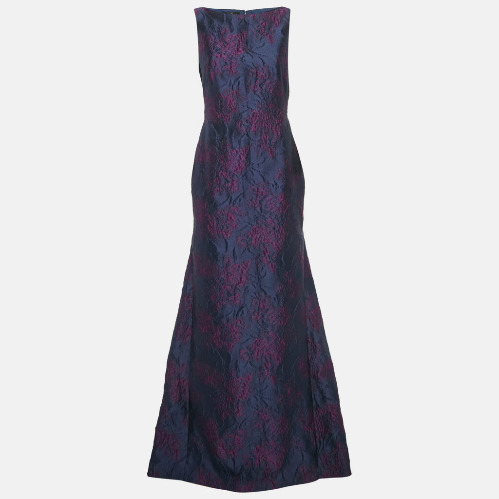 CH Carolina Herrera Navy Blue Rose Embossed Crepe Sleeveless Maxi Dress M CH Carolina Herrera Navy Blue Rose Embossed Crepe Sleeveless Maxi Dress M