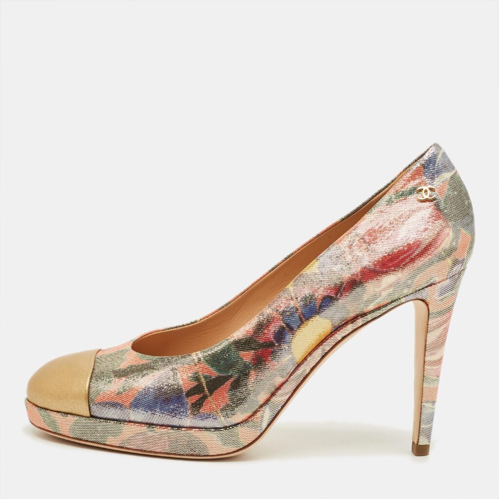 Chanel Multicolor Leather and Lurex Fabric CC Cap Toe Platform Pumps Size 40.5 Chanel Multicolor Leather and Lurex Fabric CC Cap Toe Platform Pumps Size 40.5