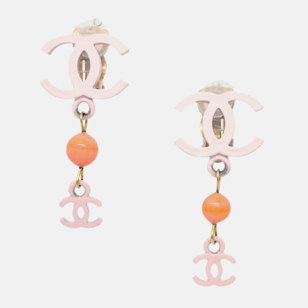 Chanel Dangle Earrings Clip-On Pink Chanel Dangle Earrings Clip-On Pink