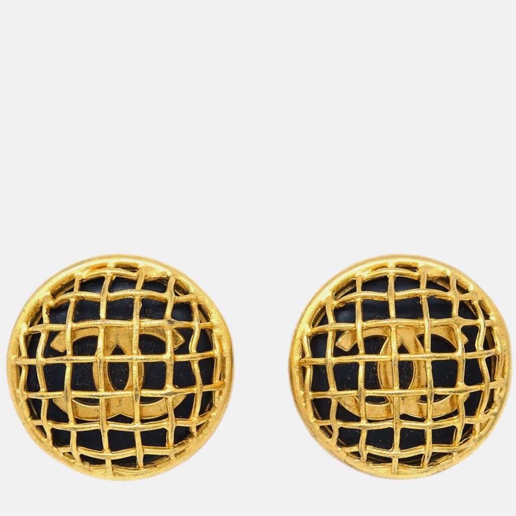 Chanel Button Earrings Clip-On Gold Chanel Button Earrings Clip-On Gold