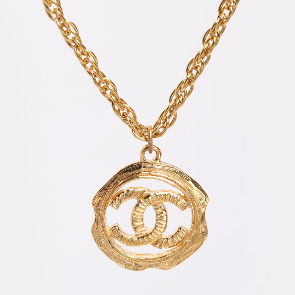 Chanel CC Gold Tone Choker Necklace Chanel CC Gold Tone Choker Necklace