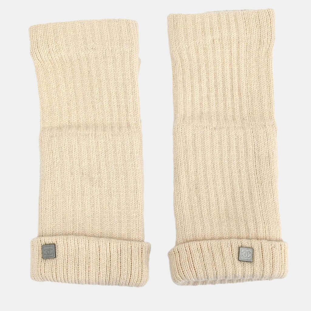 Chanel Gloves Sport Line White Cashmere Chanel Gloves Sport Line White Cashmere