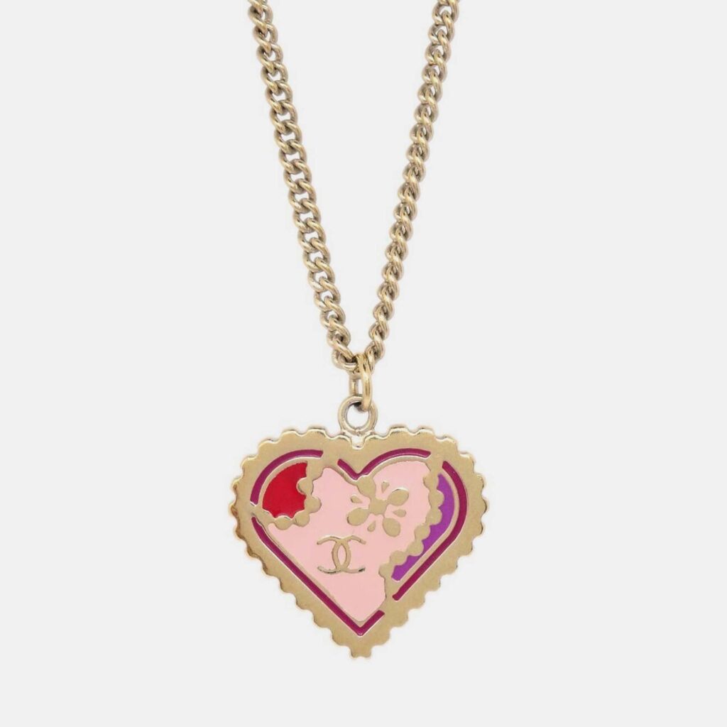 Chanel Heart Chain Pendant Necklace Gold Chanel Heart Chain Pendant Necklace Gold